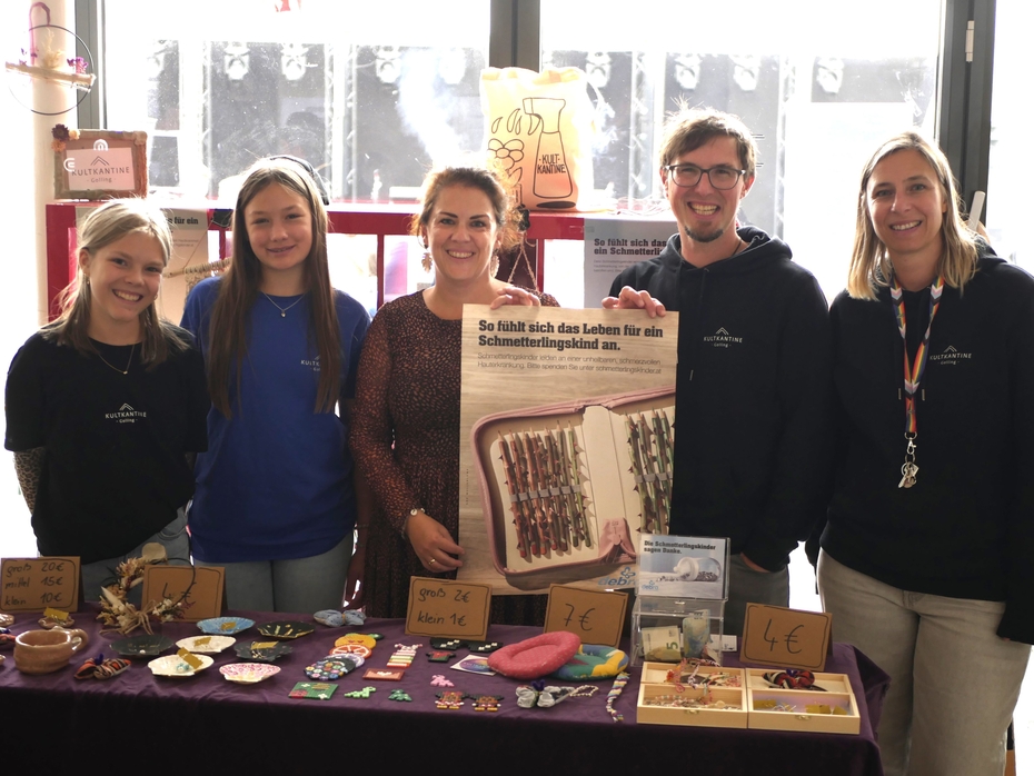Kultukanteens mit EB-Haus MitarbeiterInnen jungen Mitglieder des Kulturvereins