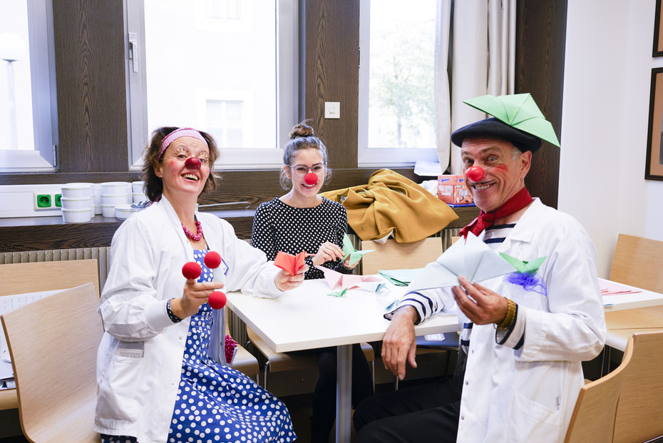 Die Clowndoctors treiben ihre Späße im EB-Haus (c) R. Hametner